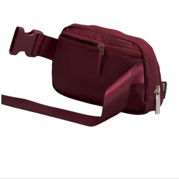 NWT LULULEMON EVERYWHERE BELT BAG - Picture 2 of 7